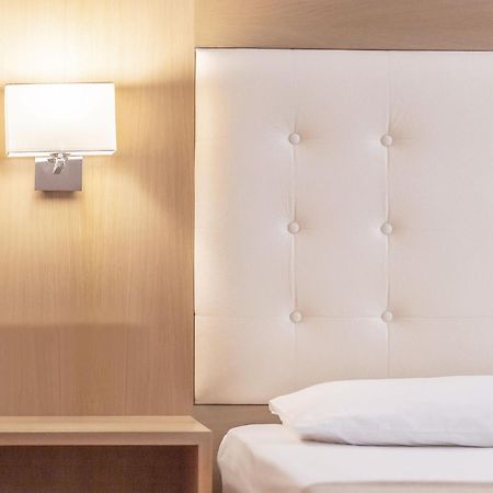 Niver Luxury Suites Lefkáda الغرفة الصورة