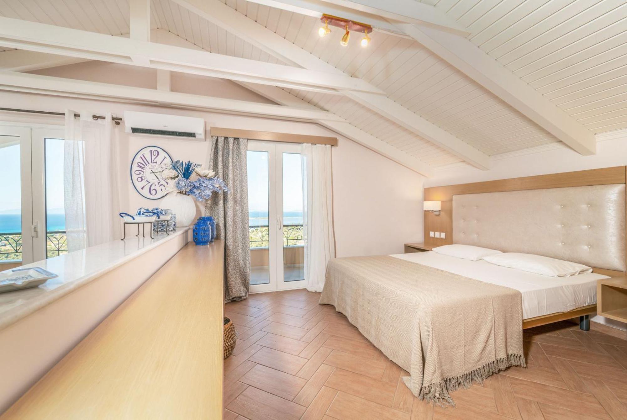 Niver Luxury Suites Lefkáda الغرفة الصورة